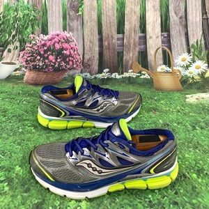SAUCONY HURRICANE ISO SZ 10 Women’s Running Shoes